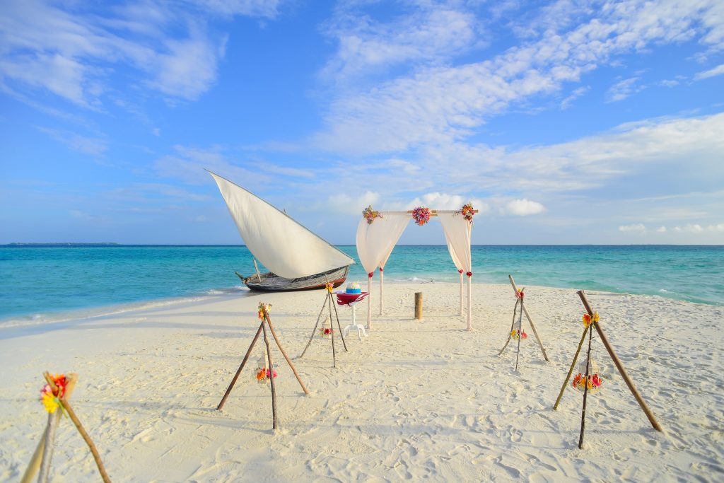 What Engaged Couples Need to Know About Destination Weddings