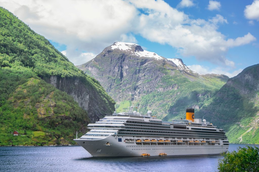 What Does a Cruise Travel Agent Actually Do for You